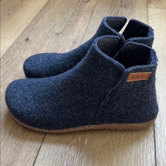 Taos Blue Woolly Boolly Wool Booties Size 40 Womens 9-9.5 Mens 6.5-7 - Picture 3 of 10